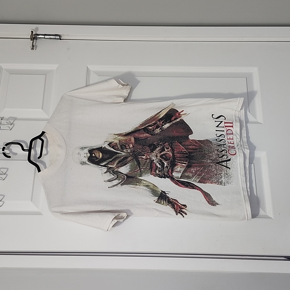 Assassin's Creed II mens graphic t-shirt